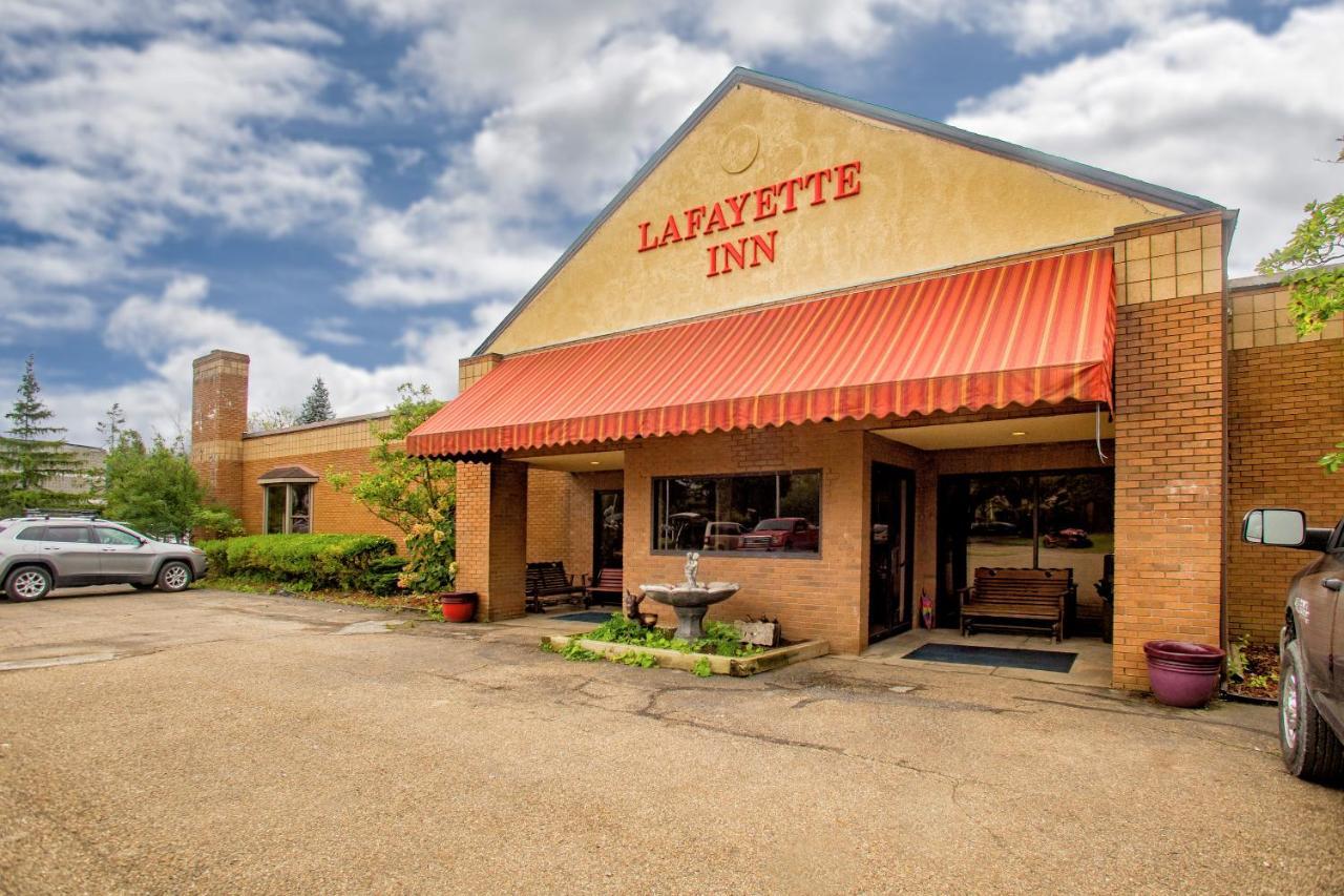 Lafayette Inn Moundsville Exteriér fotografie
